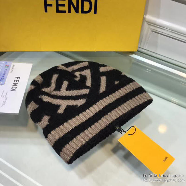 FENDI芬迪 原單 官網最新羊毛針織帽子圍巾套裝 男女同款 LLWJ6217
